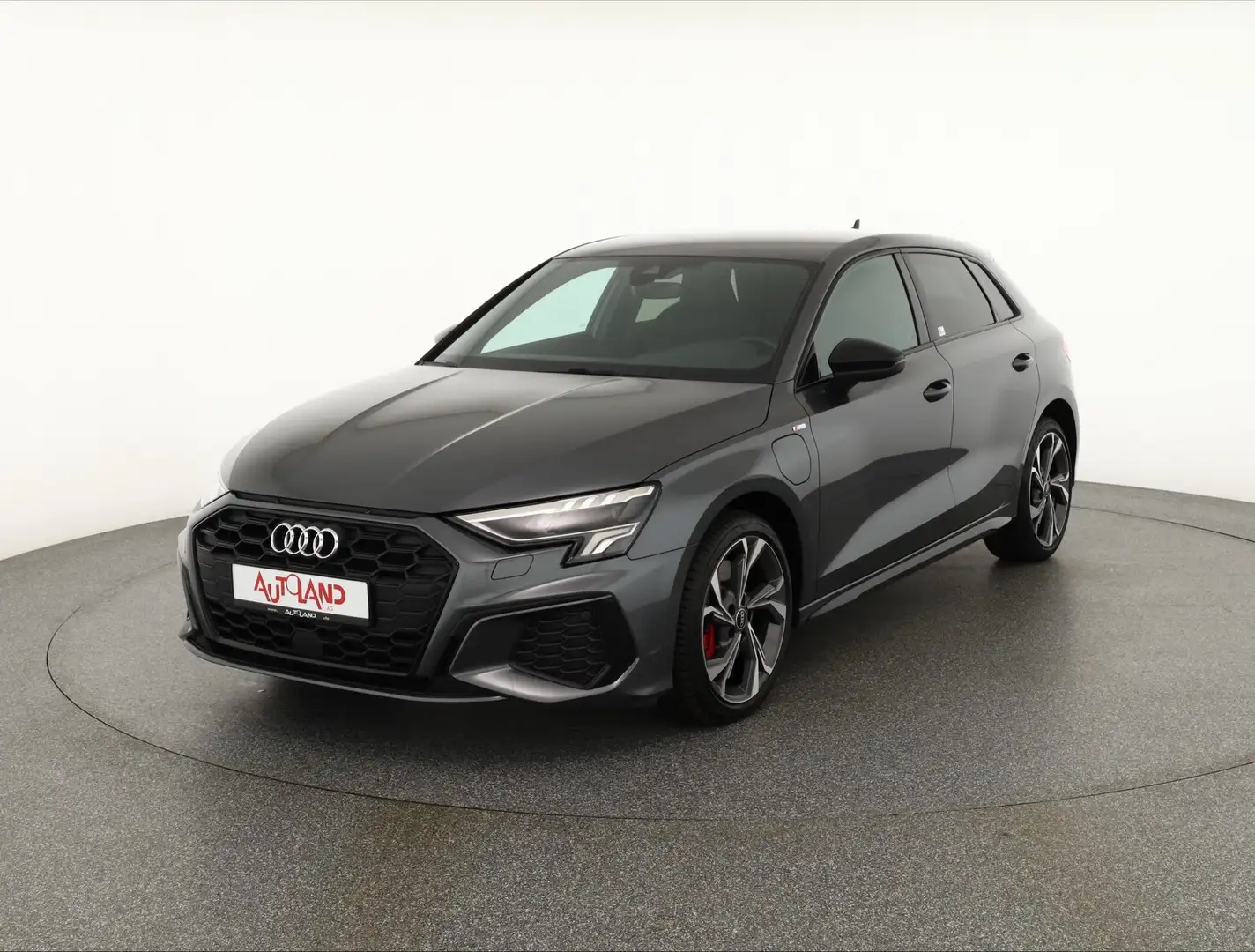 Audi A3 SB 35 TDI S-Tronic S-Line VC LED ACC B&O AHK Grau - 2