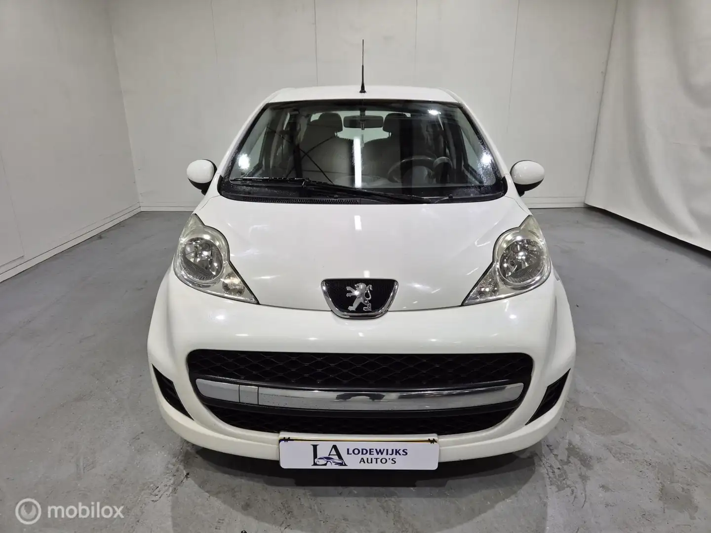 Peugeot 107 1.0-12V XS Wit - 2