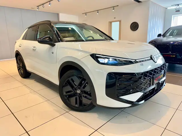 Volkswagen T-Roc main image