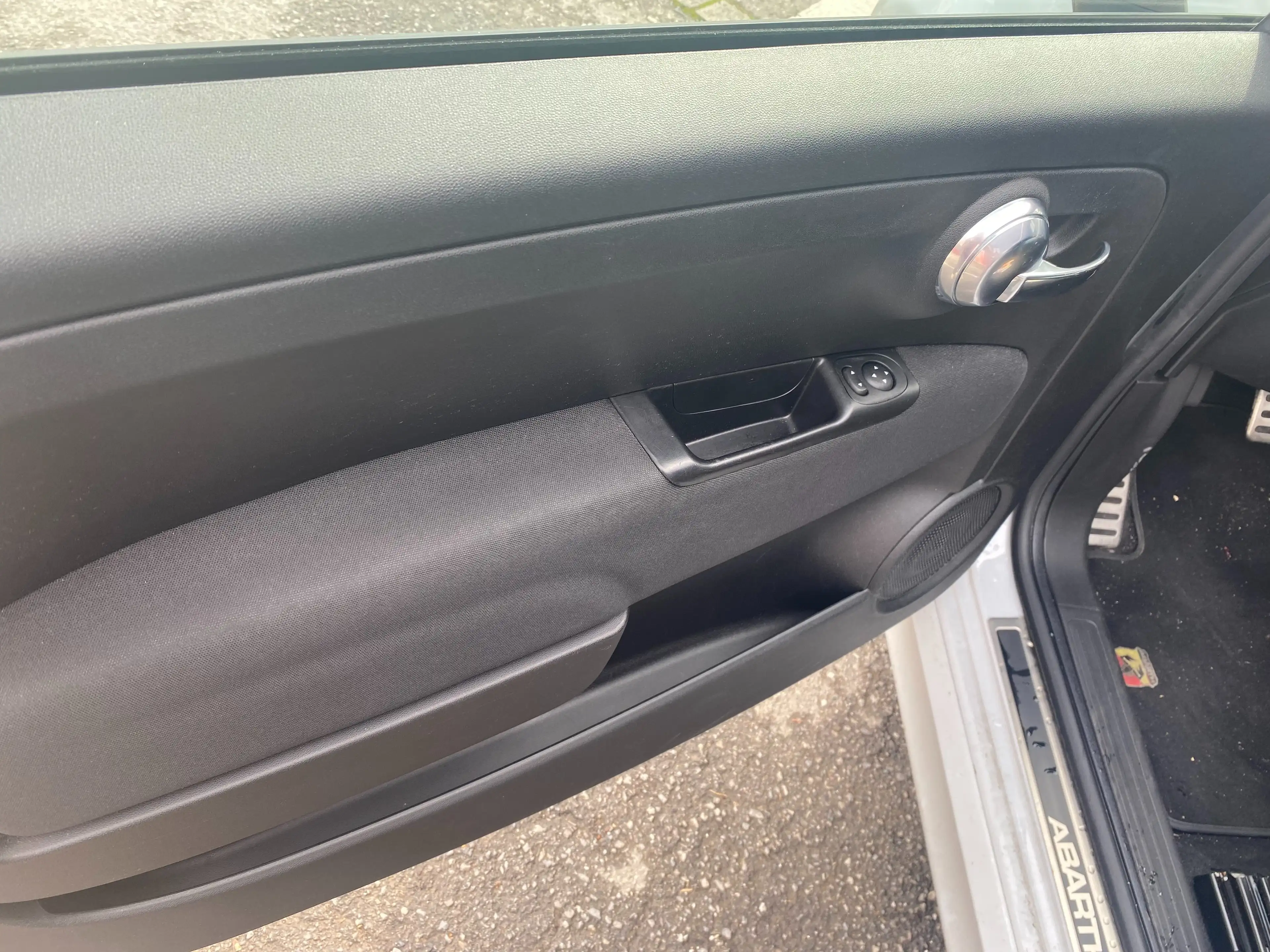 Fiat 500 Abarth 595 BVA PACK BEATS AUDIO — photo 8