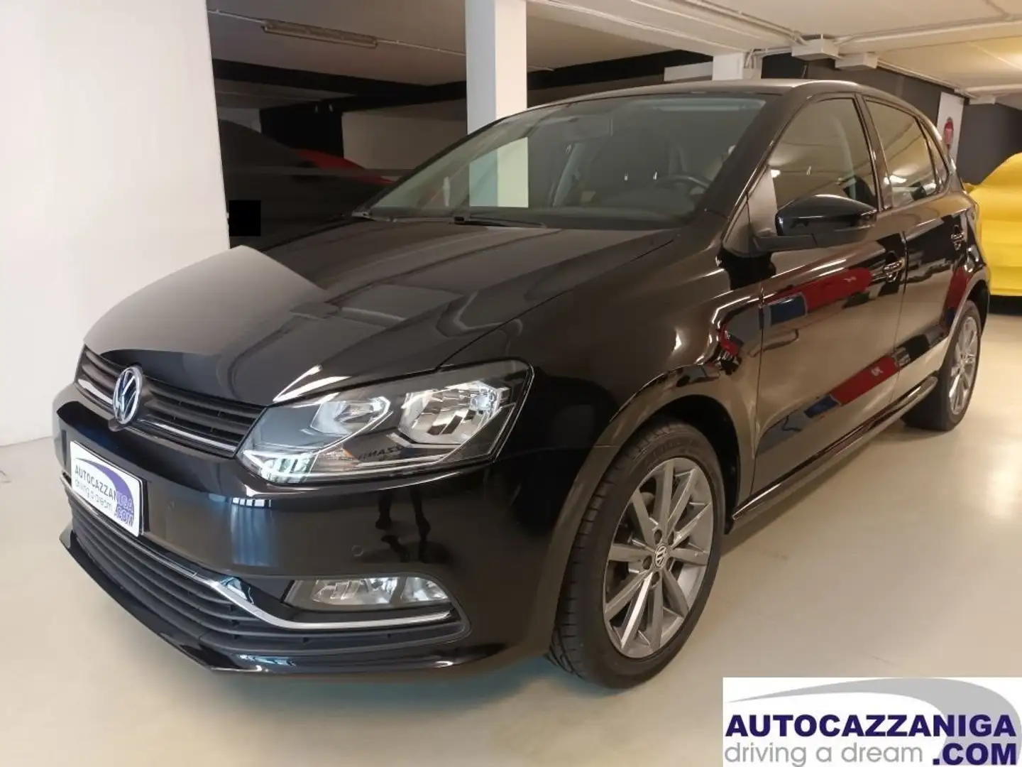 Volkswagen Polo 1.2 TSI 90cv HIGHLINE 5 PORTE PRATICAMENTE NUOVA Negro - 1