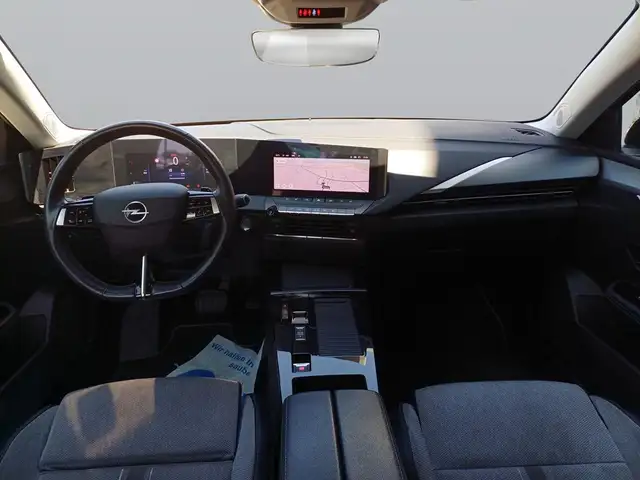 Opel Astra view 10