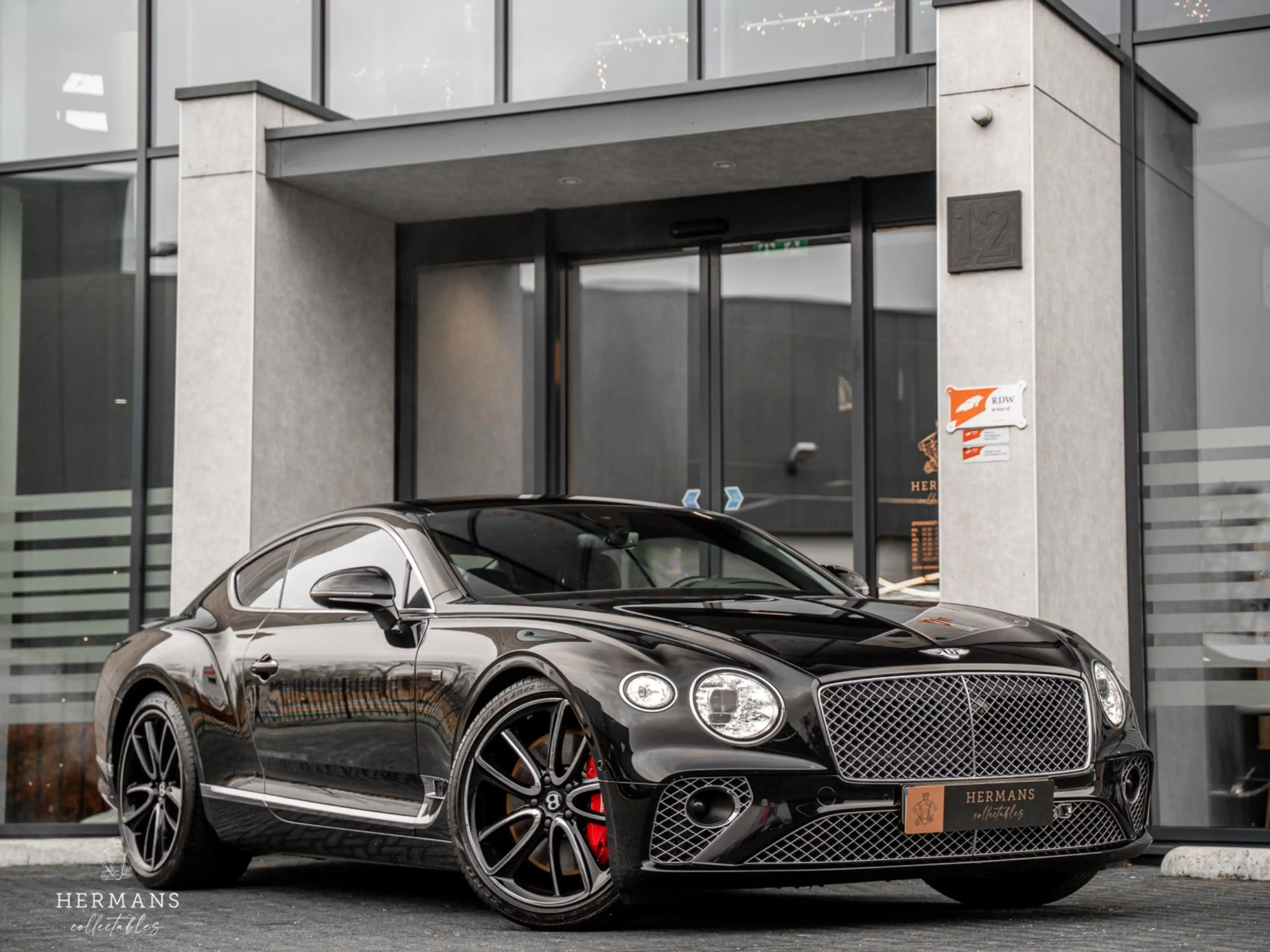 Bentley Continental GT 6.0 W12 First Edition / Rotating / Dealer / B&O