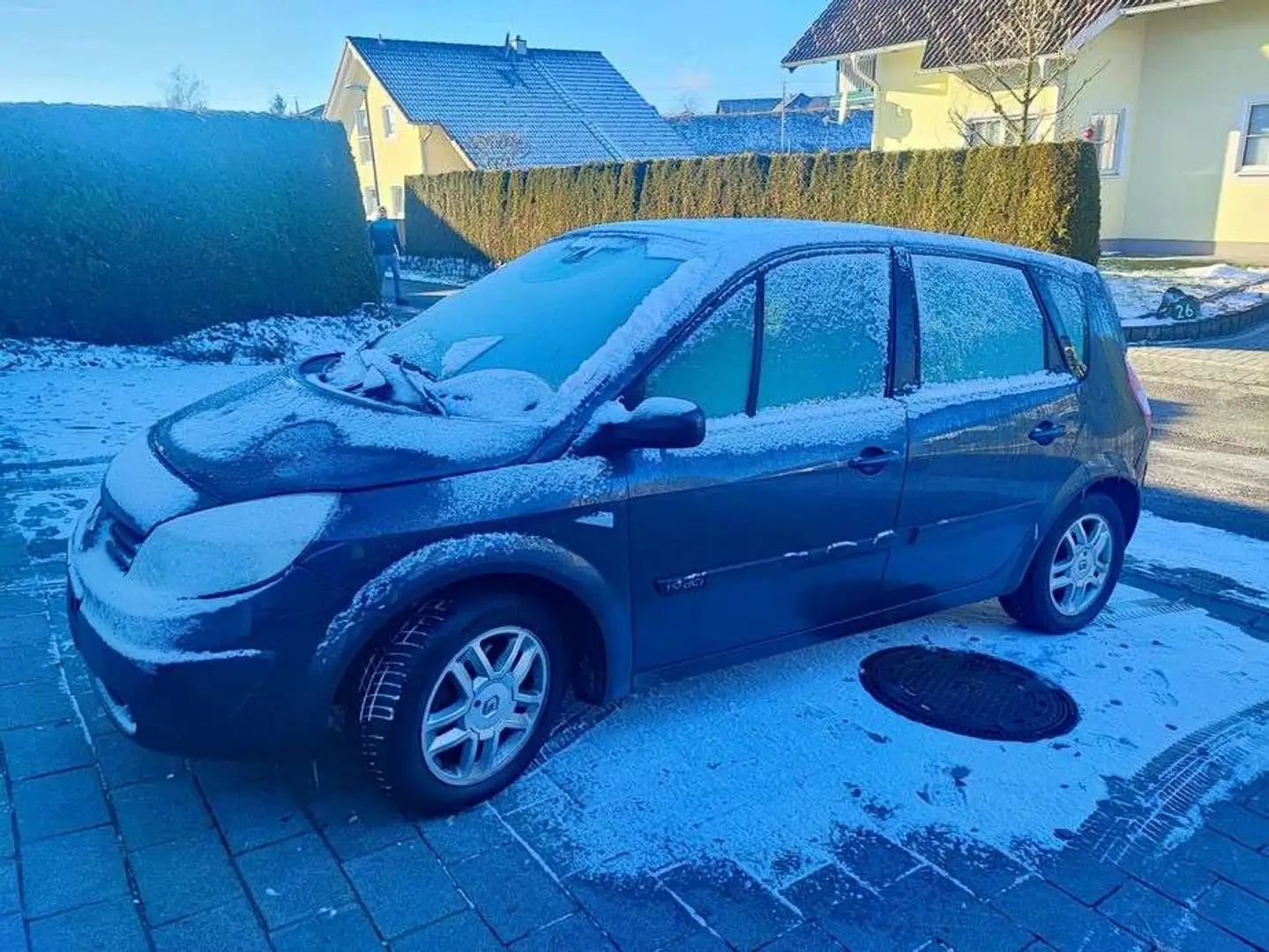 Renault Scenic Scénic Sky 1,9 dCi DPF Sky - 1