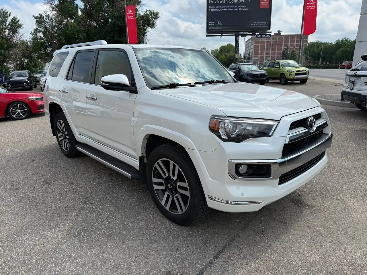 Toyota 4-Runner снимка Toyota 4-Runner