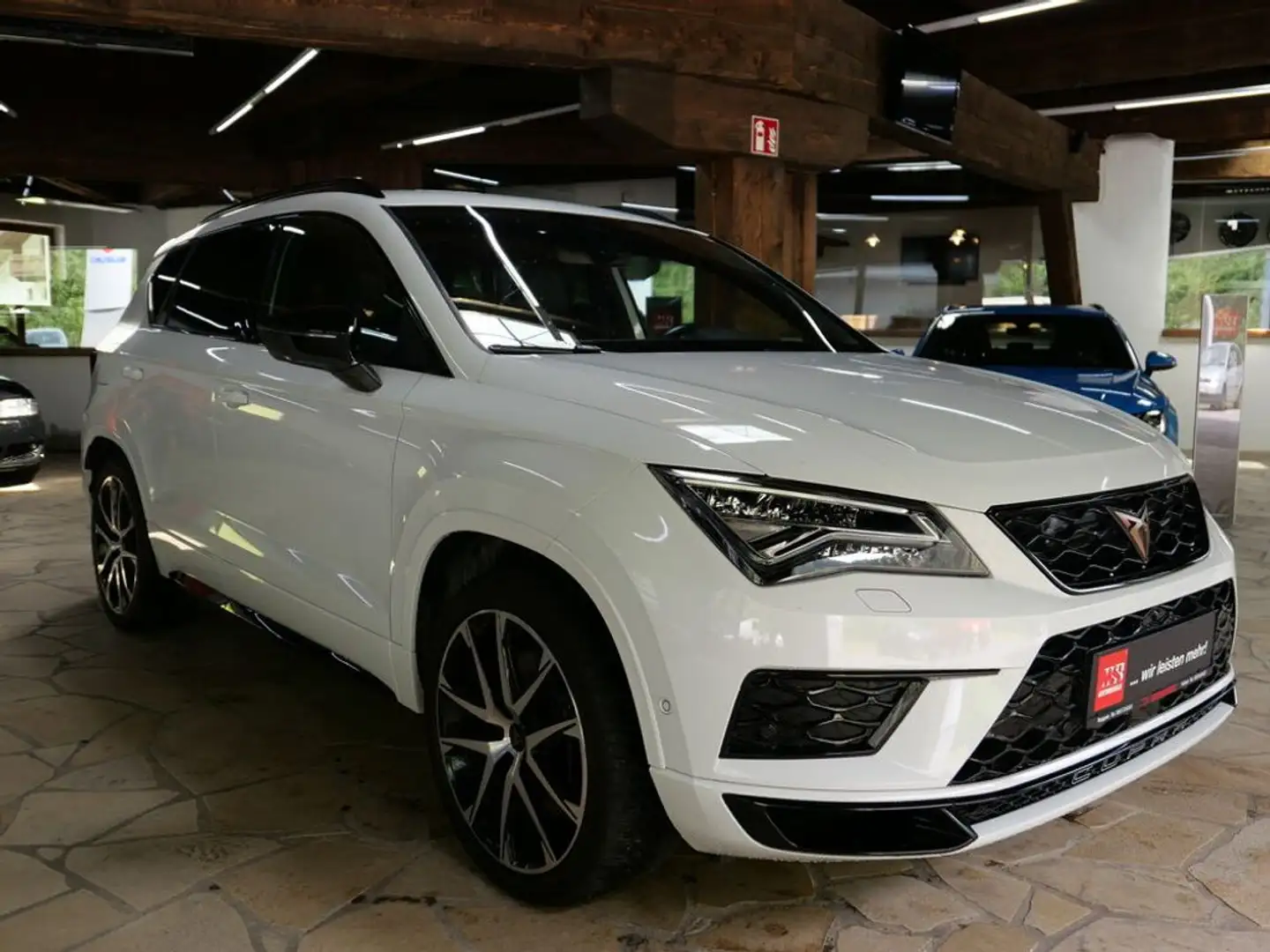 CUPRA Ateca 4Drive Basis NAVI*BEATS Audio*ISOFIX Weiß - 1