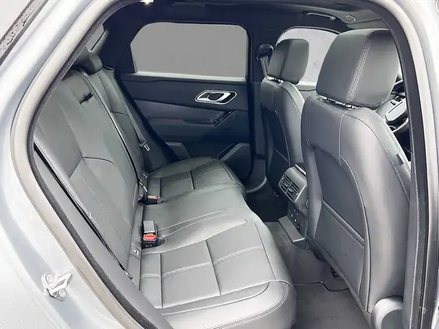Land Rover Range Rover Velar view 5