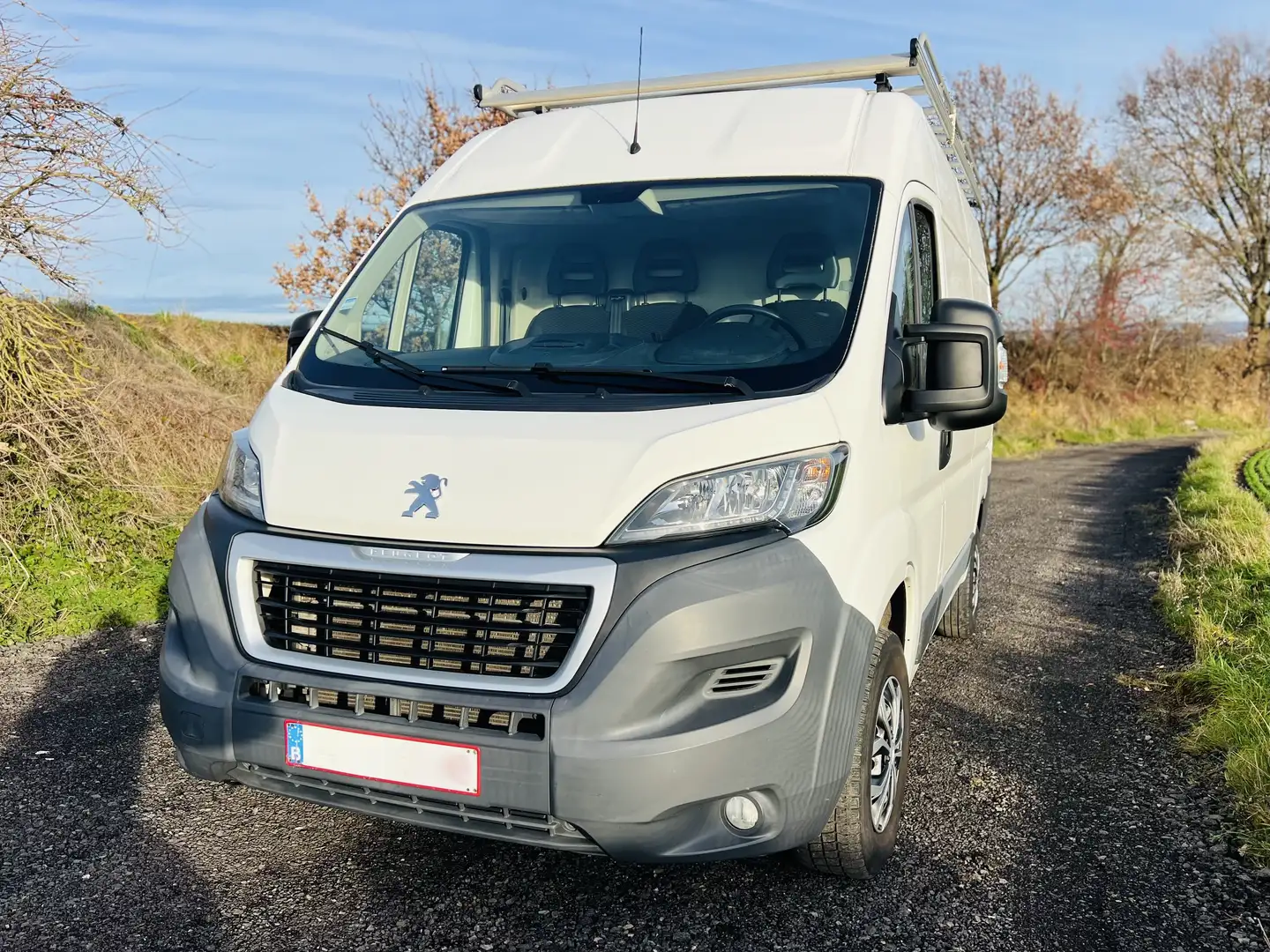 Peugeot Boxer 2.2 HDi L2H2 Pack GPS Blanc - 2