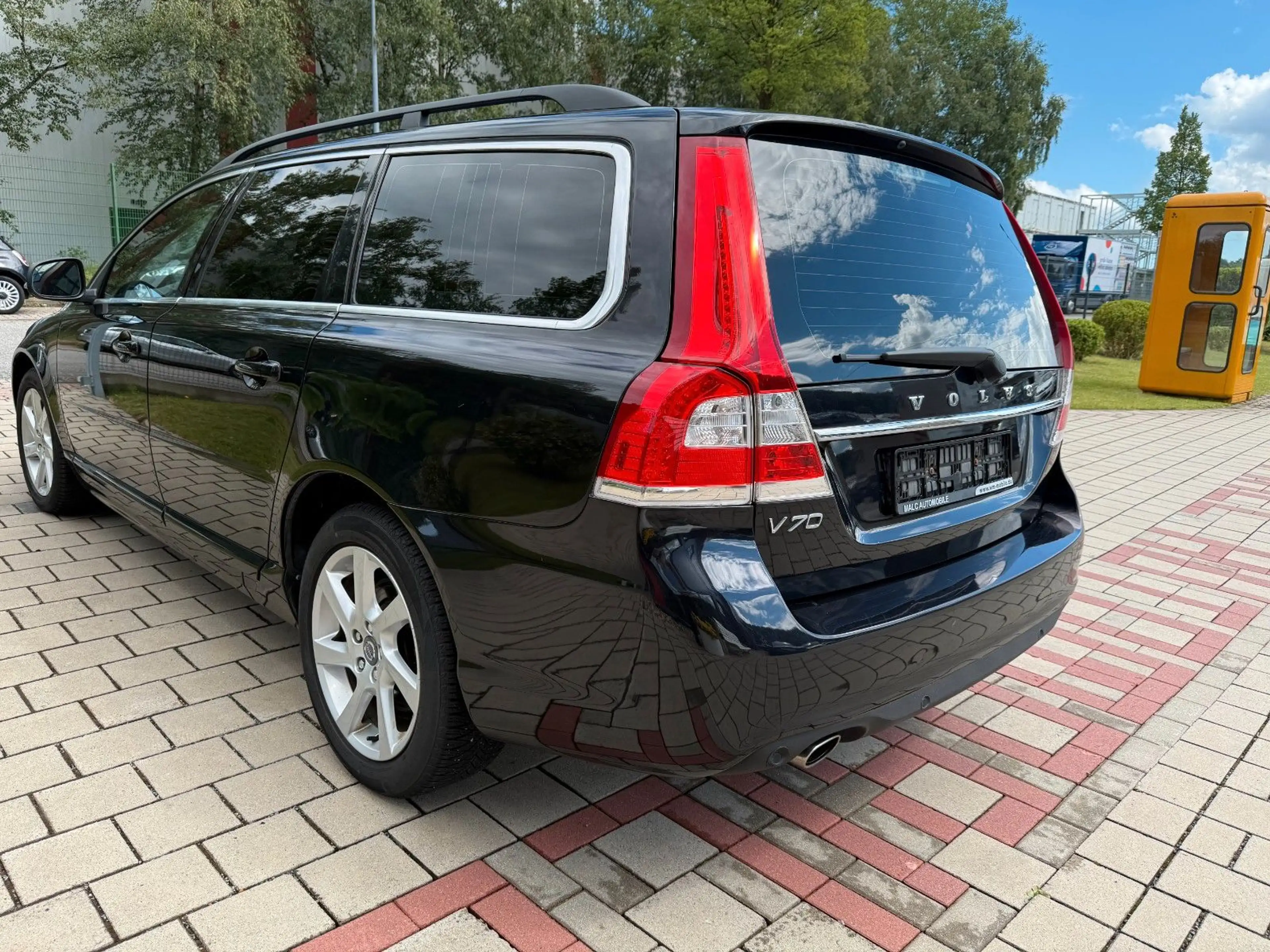 Volvo V70 Kombi Momentum(Tüv&Insp.neu) — photo 12