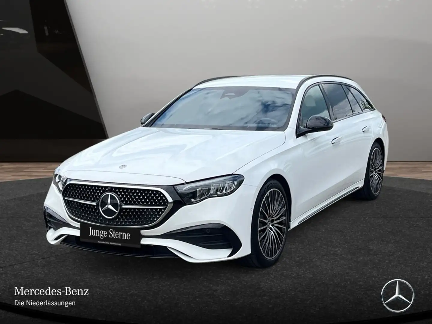 Mercedes-Benz E 300 e T AMG Distr. LED AHK Kamera Spurhalt-Ass Wit - 2