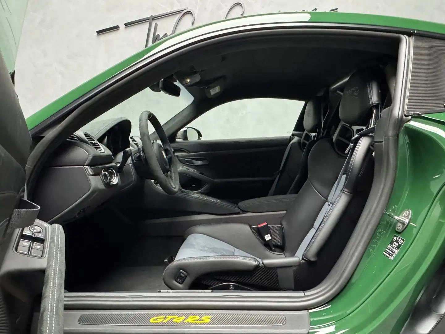 Porsche Cayman GT4RS PTS MAGNESIUM WEISSACH BLANCO COC Verde - 2