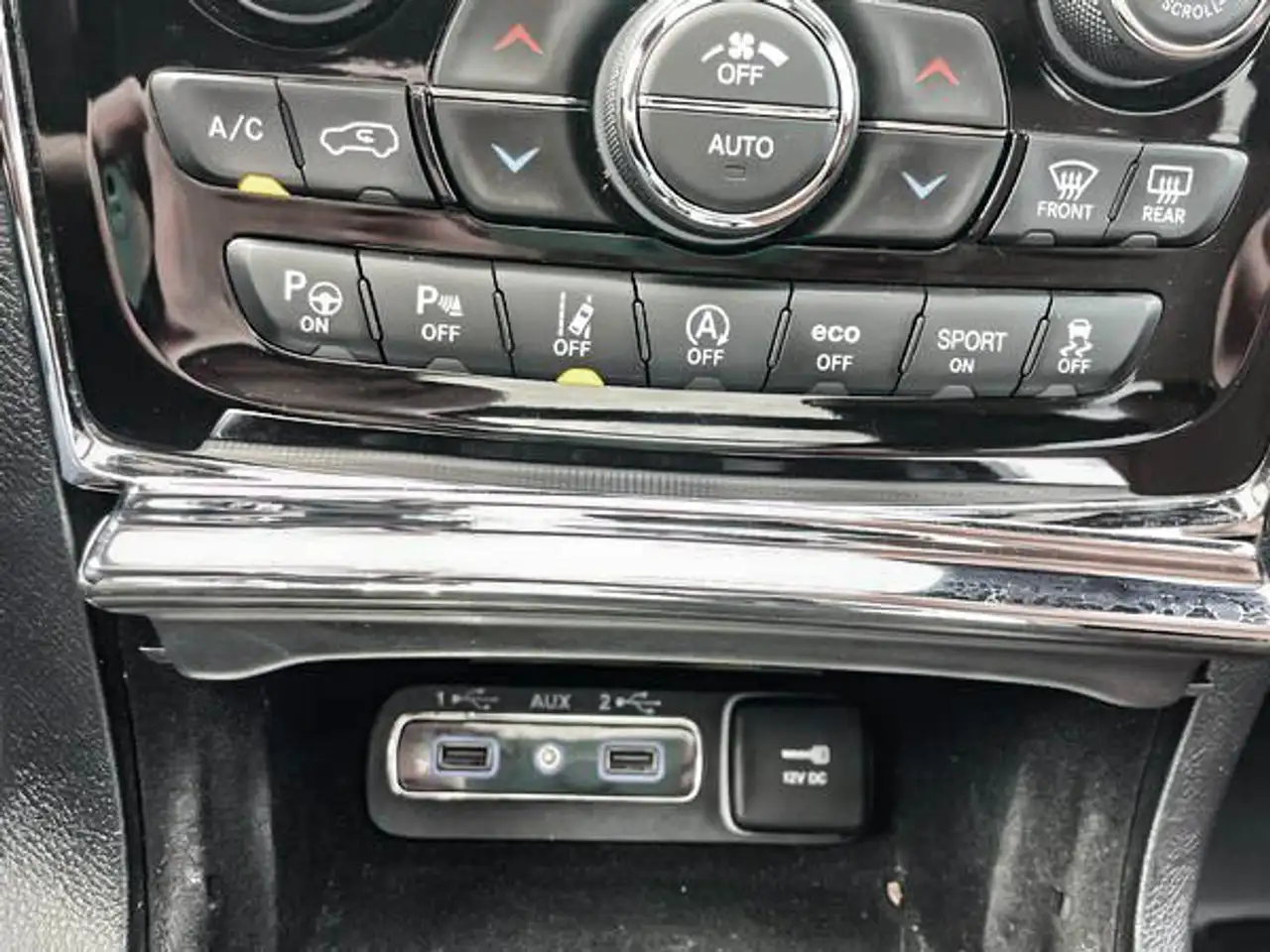 Jeep Grand Cherokee fotografie Jeep Grand Cherokee