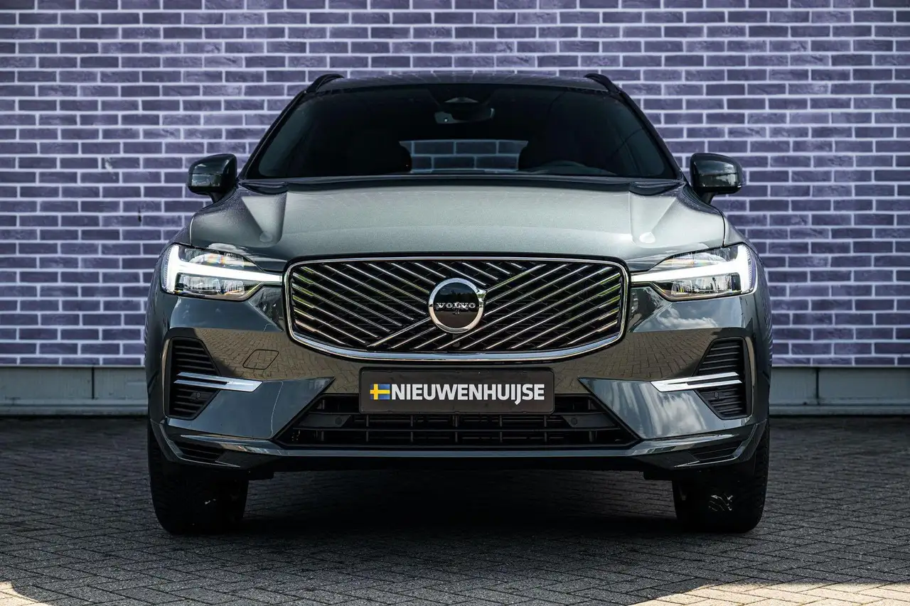 Volvo XC60 2026 — фото 8