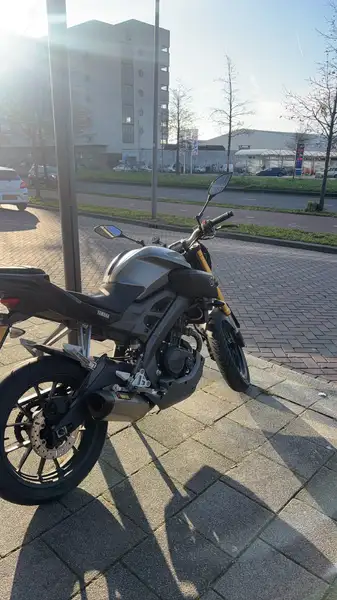 Yamaha MT-125 - foto 5