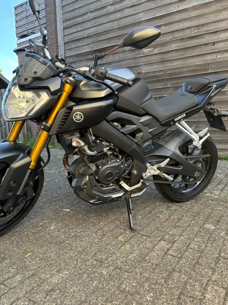 Yamaha MT-125 - foto 3