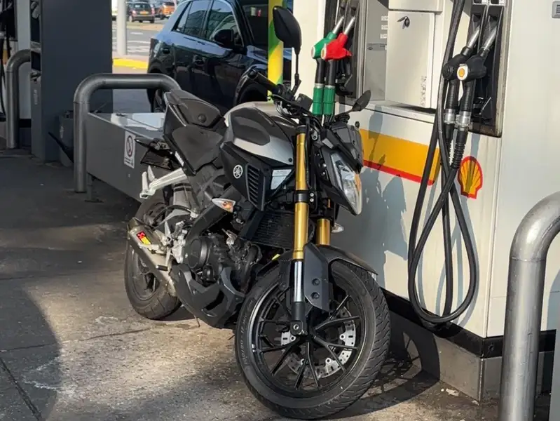 Yamaha MT-125 - foto 4