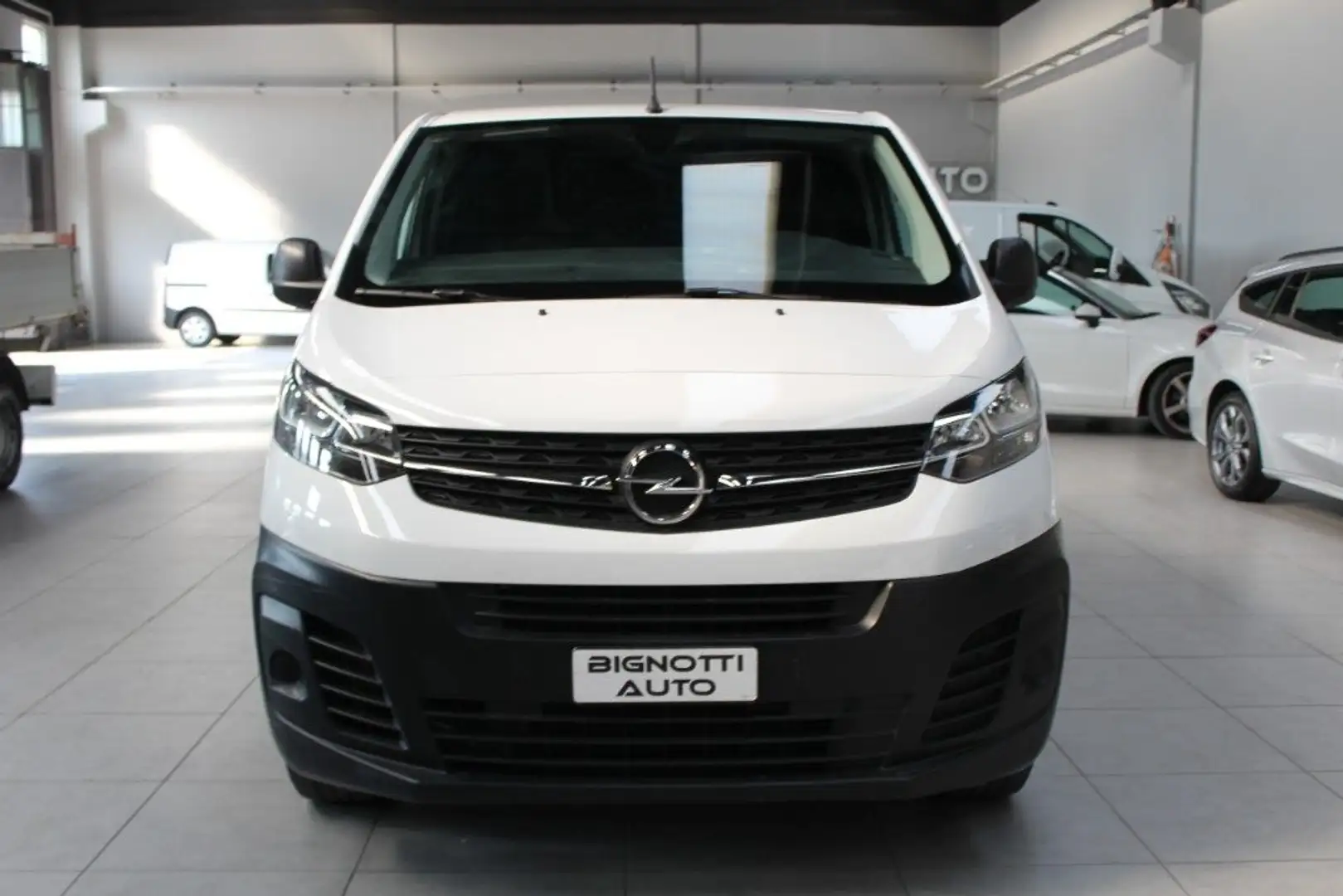 Opel Vivaro 1.5 Diesel 100CV S&S PL-SL-TN L Furg.Enjoy Maggior Bianco - 2