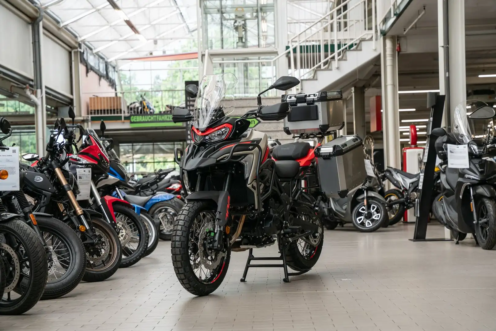 Benelli TRK 702 X EU5+, inkl. Kofferset, sofort lieferbar Beige - 2