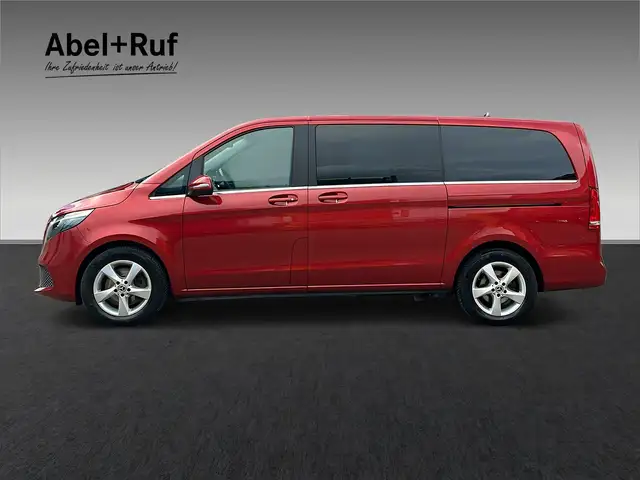 Mercedes-Benz V 300 view 5