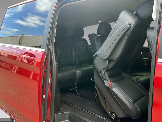 Mercedes-Benz V 300 view 13