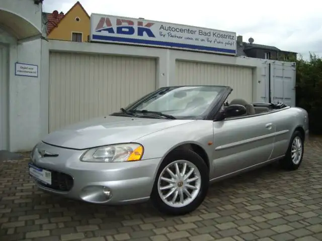 Chrysler Sebring Sebring Cabriolet Cabrio 2.0 LX el.Verceck/SHZ/Leder