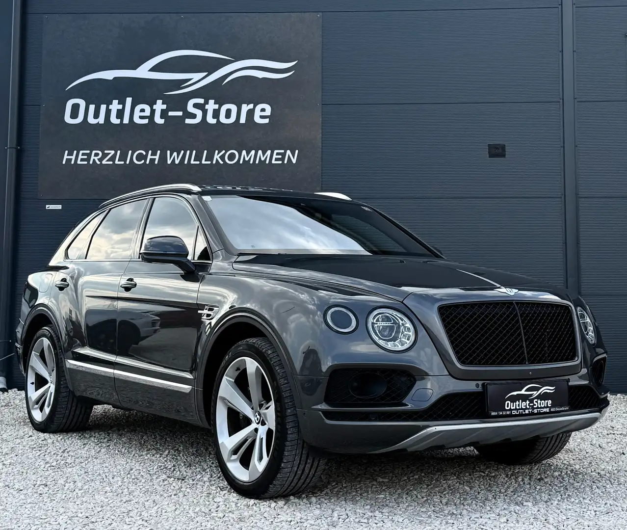 Bentley Bentayga Diesel V8*Night-Vision*7Sitzer*Luft*Garantie*22'' Grau - 1