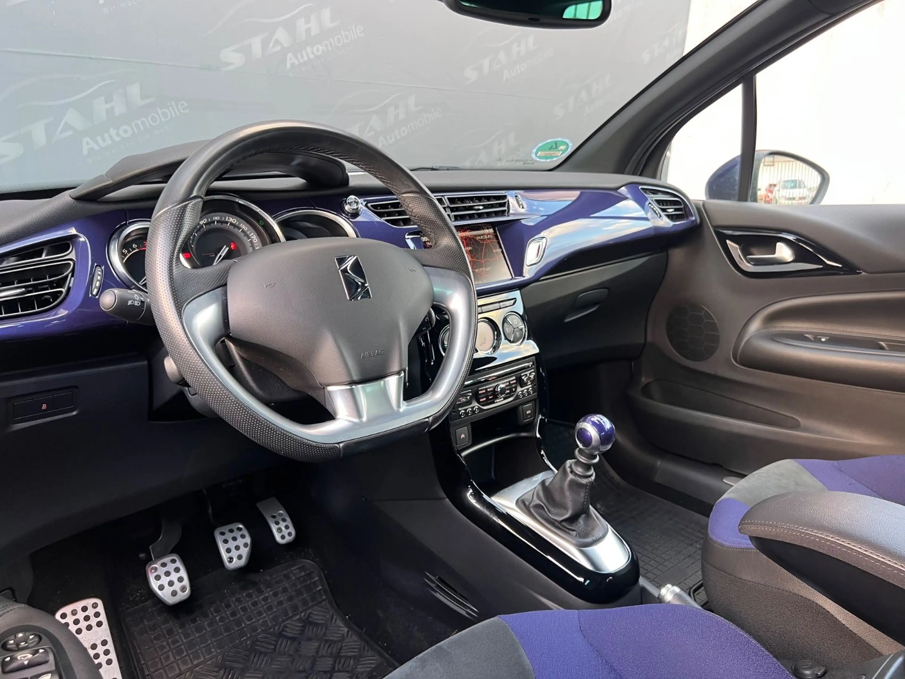 DS Automobiles DS 3 SportChic THP 155*42TKM*LED*NAVI*SHZ*PDC*Top — photo 15