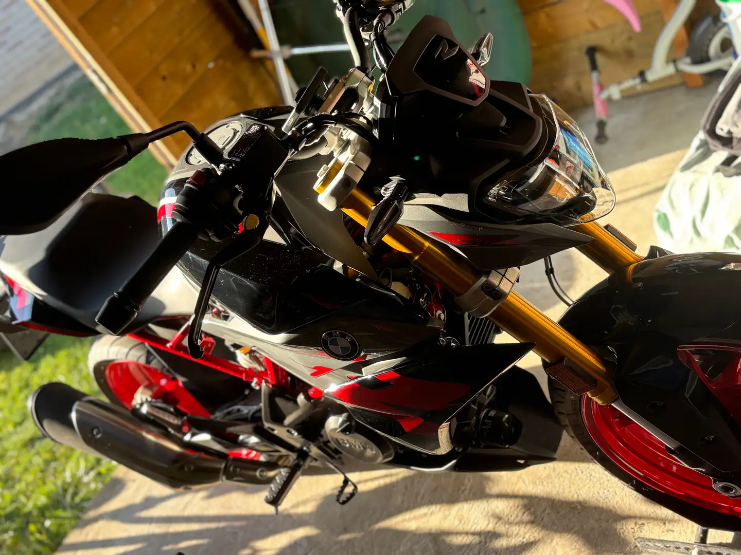 BMW G 310 R Rouge - 2