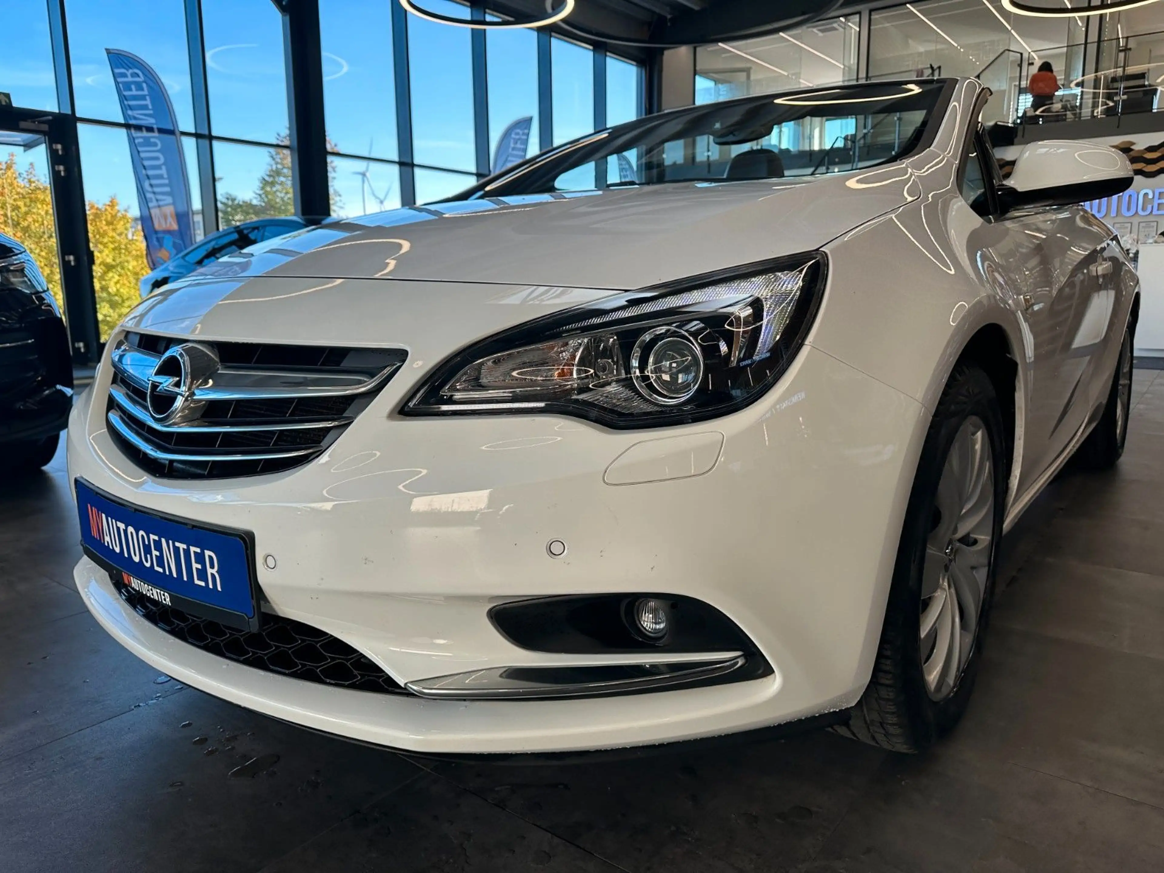 Opel Cascada *LKHZ*SZHZ*2-ZONEN*SPORT*TEMPO*NAVI* — photo 4