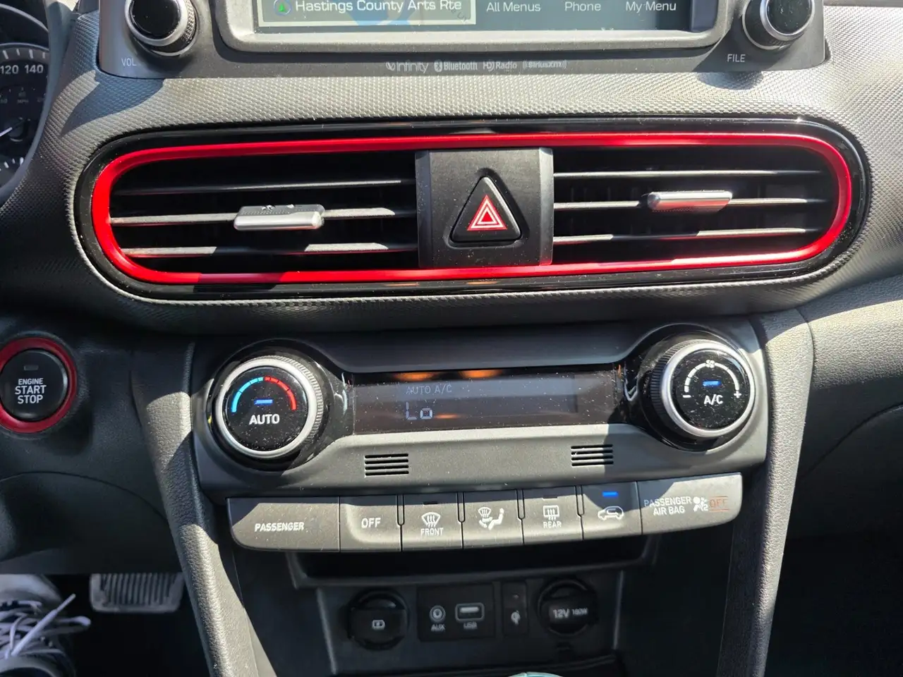 Hyundai KONA photo Hyundai KONA