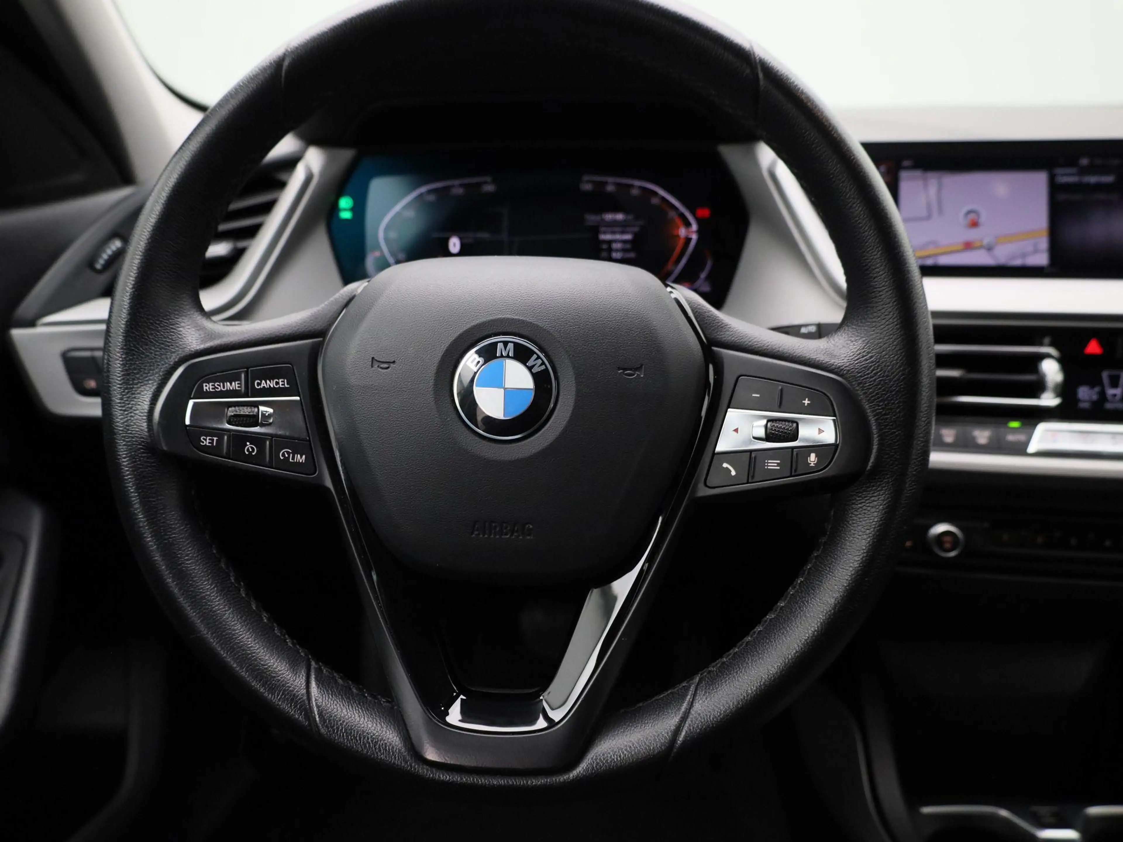 BMW 116 1 Reeks Hatch 116iA (80 kW) — photo 7