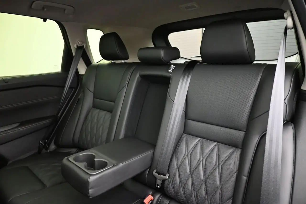Nissan Rogue fotografie Nissan Rogue