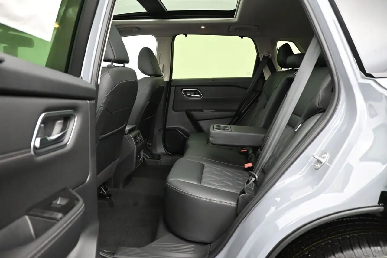 Nissan Rogue fotografie Nissan Rogue