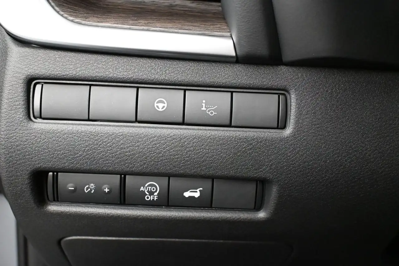 Nissan Rogue fotografie Nissan Rogue