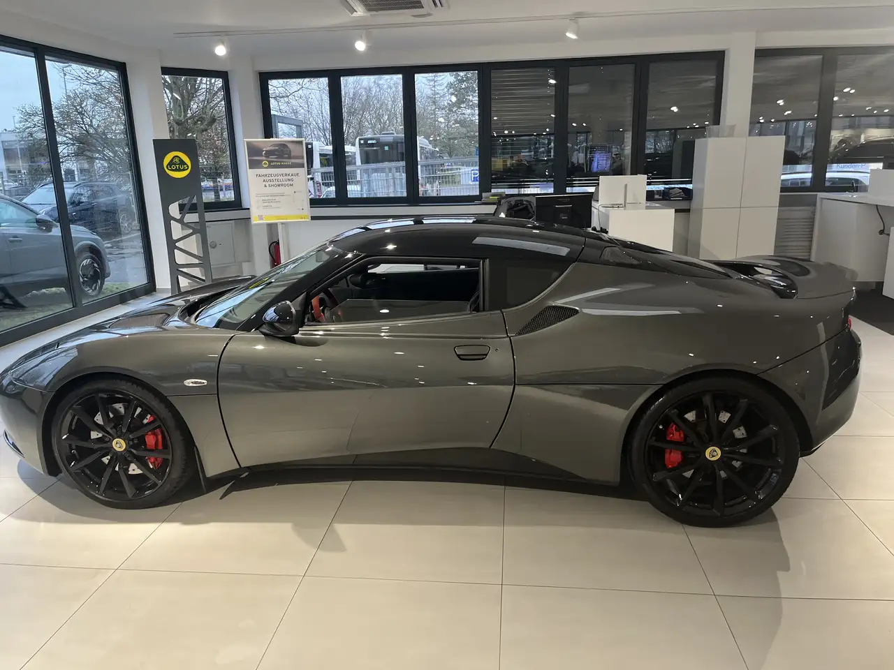 Lotus Evora