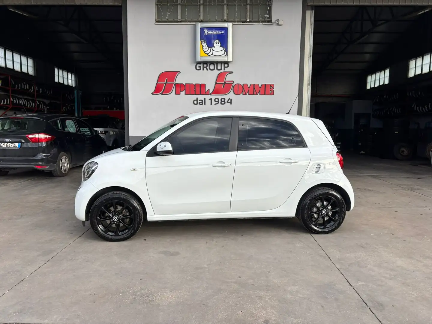smart forFour Forfour II 2015 1.0 Passion 71cv my19 Bianco - 2