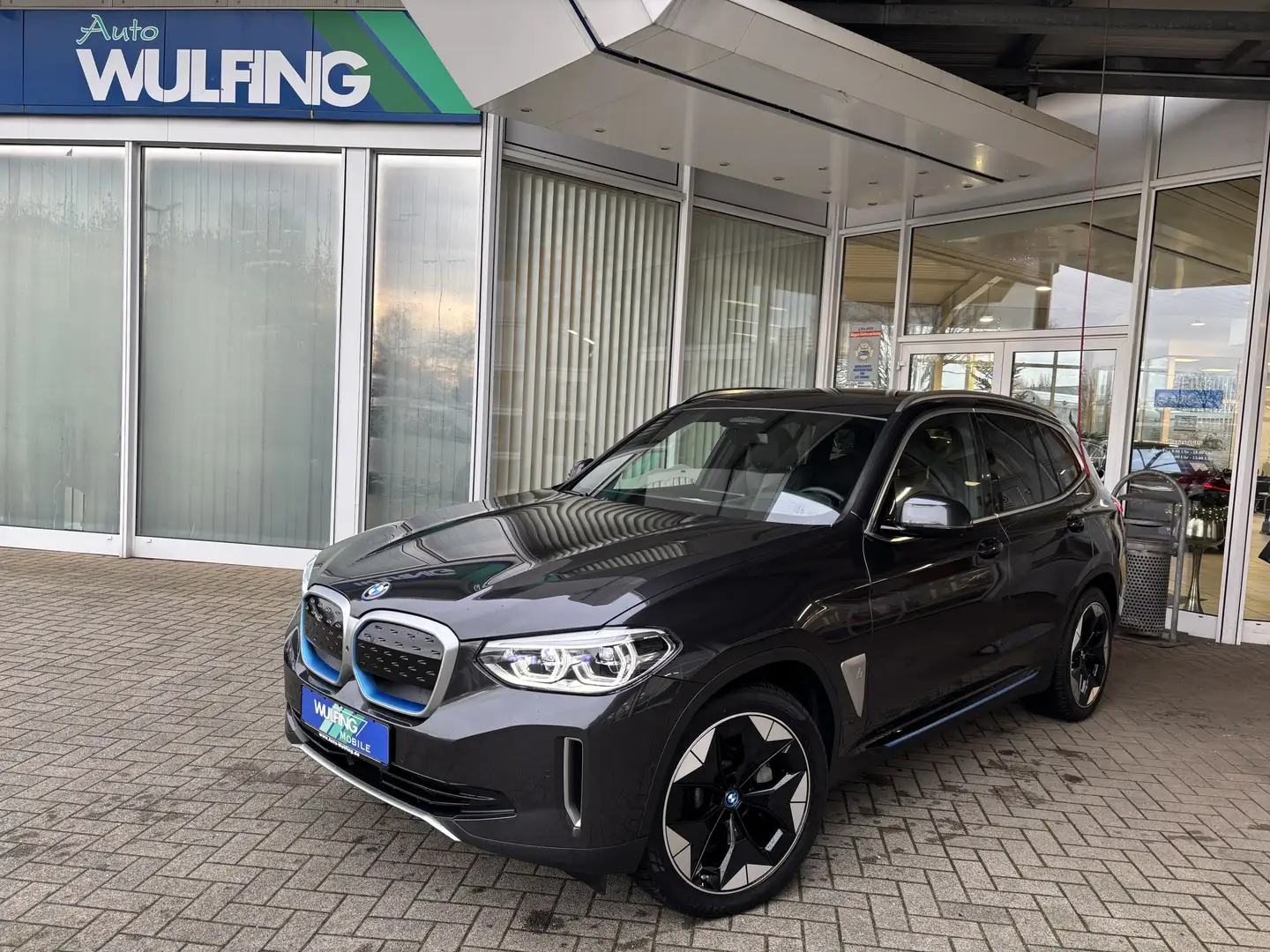 BMW X3 Impressive*AHK*Panorama*ACC*LEDER*HEAD-UP Grau - 1