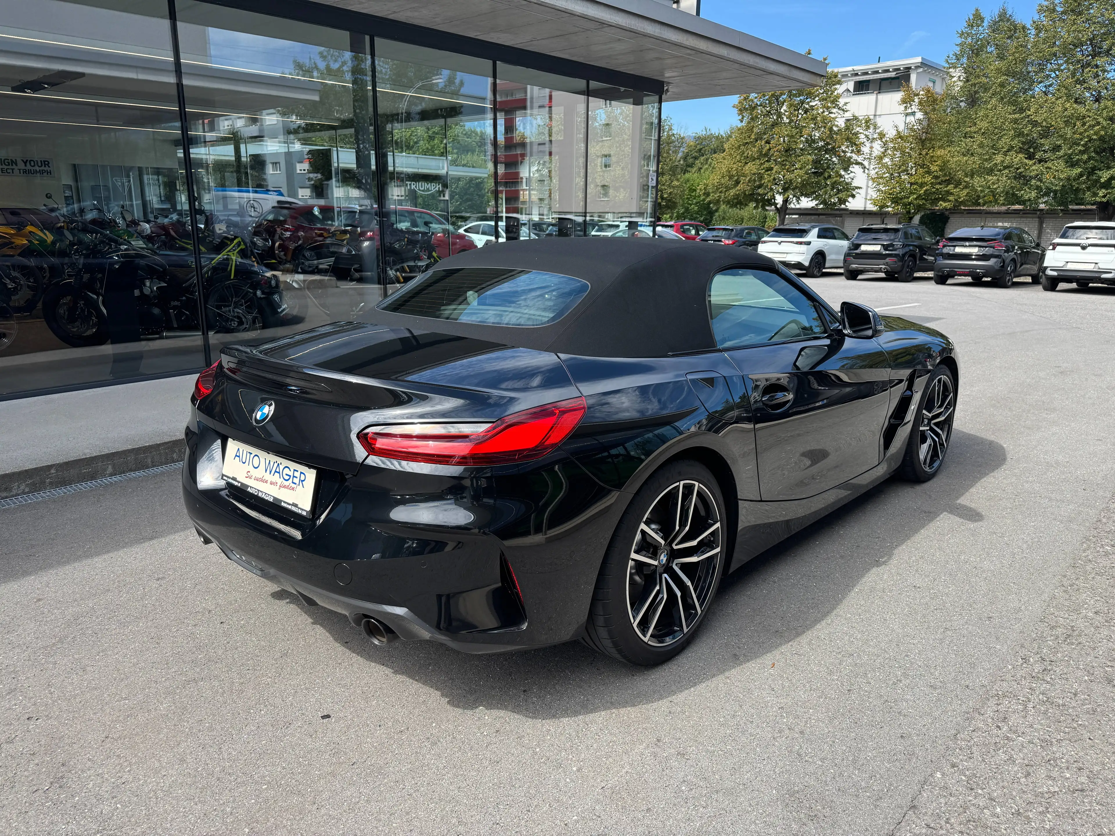 BMW Z4 M sDrive 20 i M Sport — photo 4