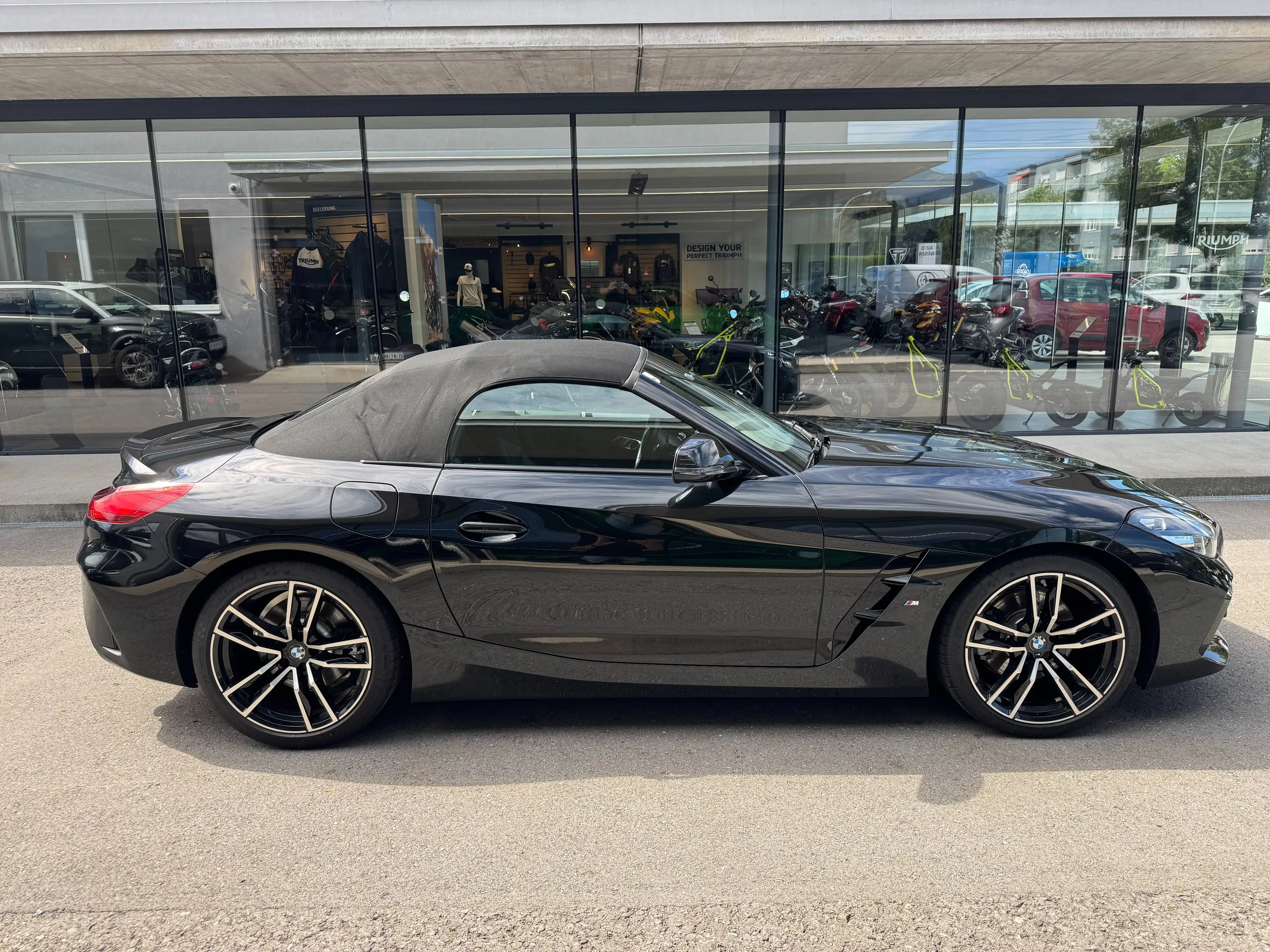 BMW Z4 M sDrive 20 i M Sport — photo 3