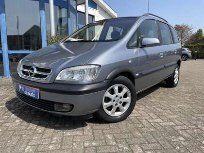 Opel Zafira 1.8-16V Elegance ROLSTOEL AUTO, klep en rijplaat a