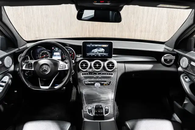 Mercedes-Benz C-Class view 13