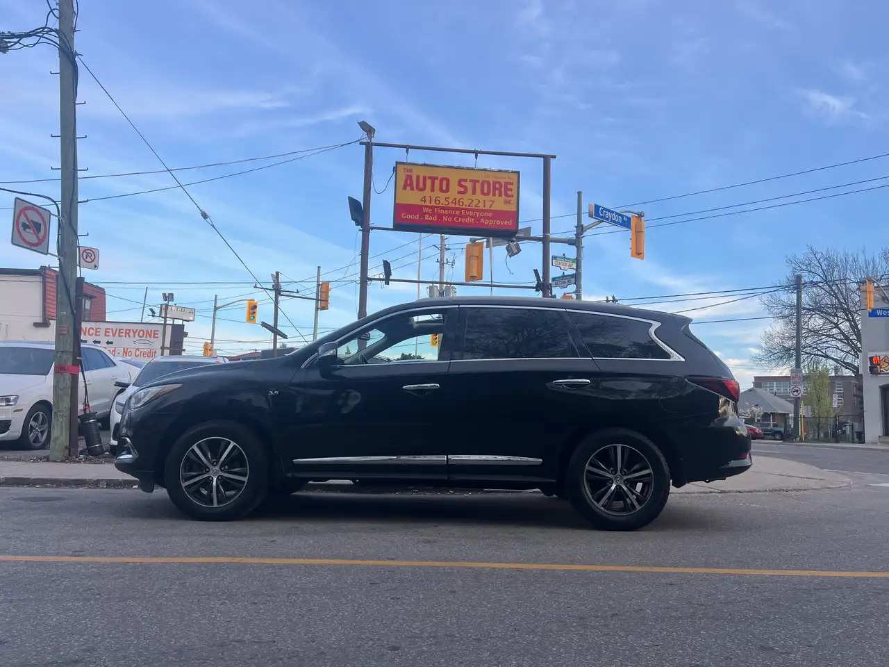 Infiniti QX60 снимка Infiniti QX60