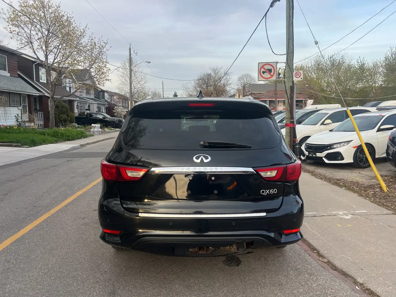 Infiniti QX60 снимка Infiniti QX60