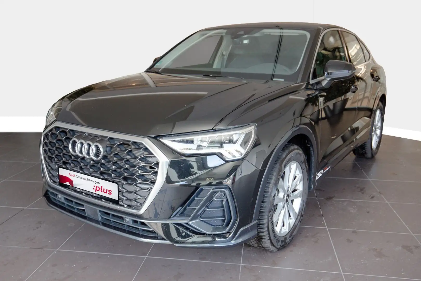 Audi Q3 35 TFSI S tronic Schwarz - 2