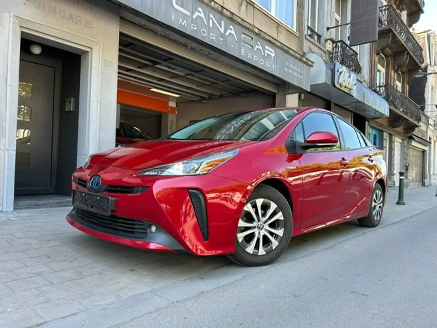 Toyota Prius 1.8i VVT-i PHEV JBL 5pl. CVT(EU6.2) Rouge - 1