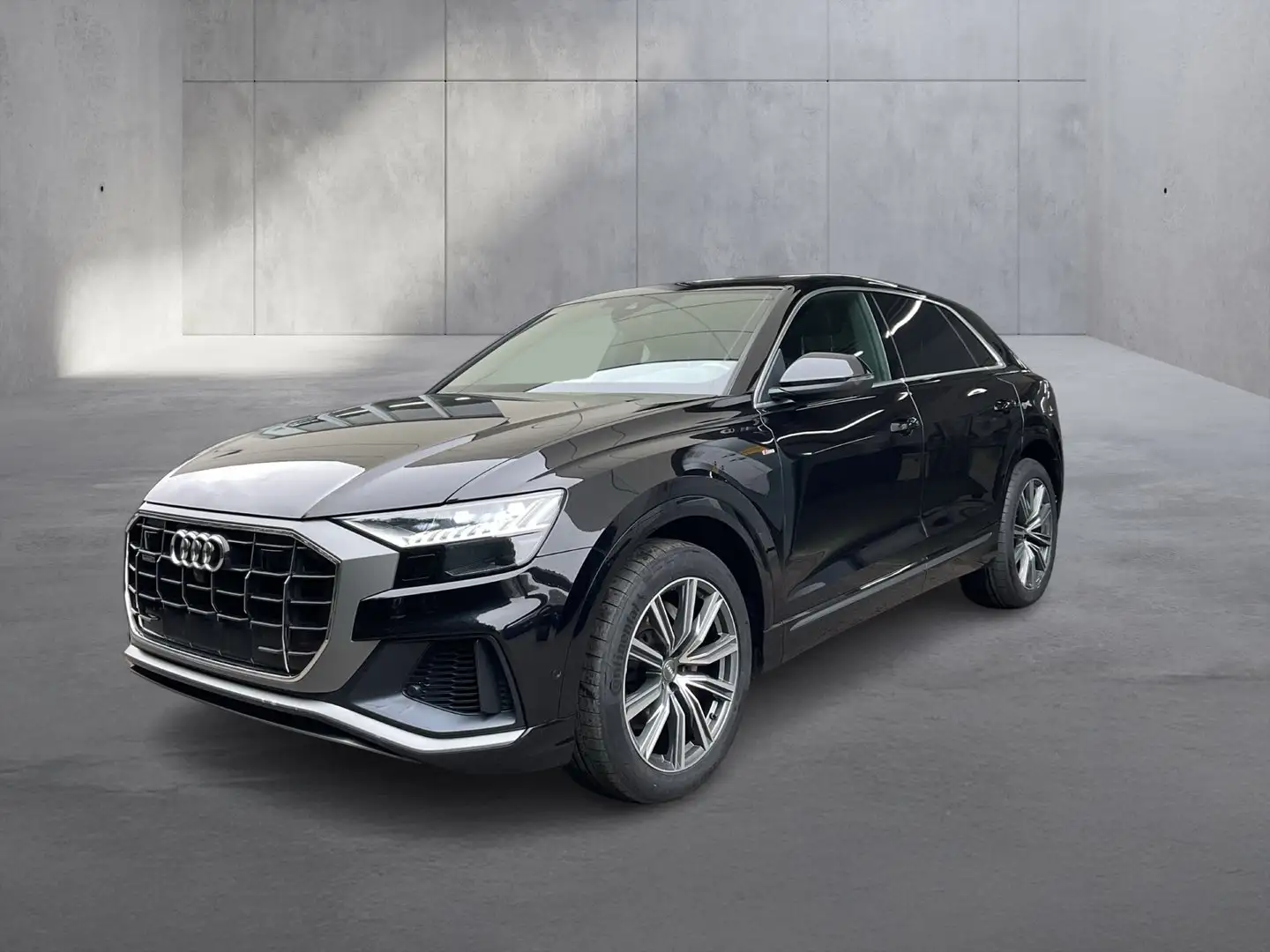 Audi Q8 50 TDI quattro Schwarz - 1