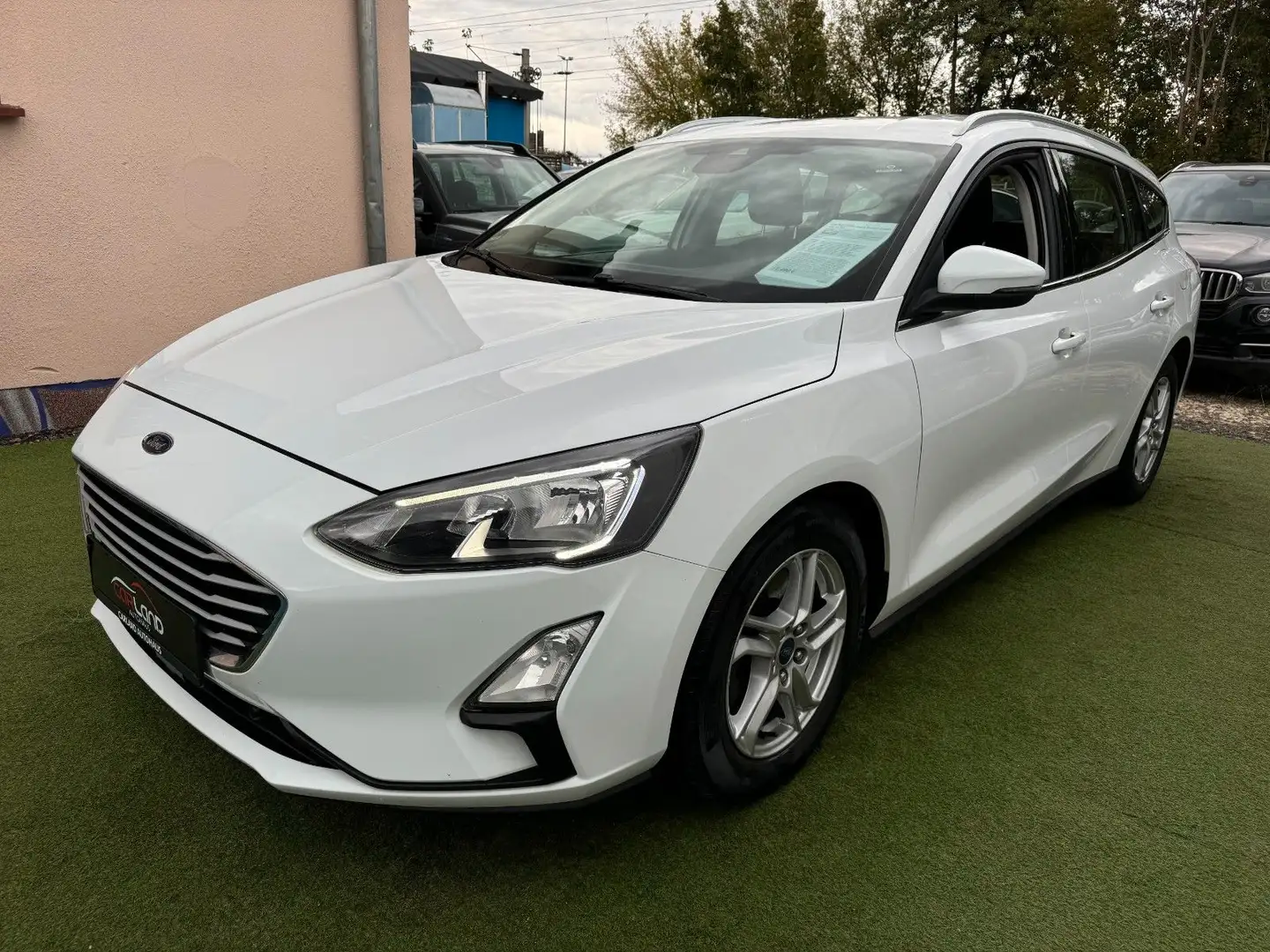 Ford Focus Turnier Cool & Connect -1.Hand-149tkm! Weiß - 2