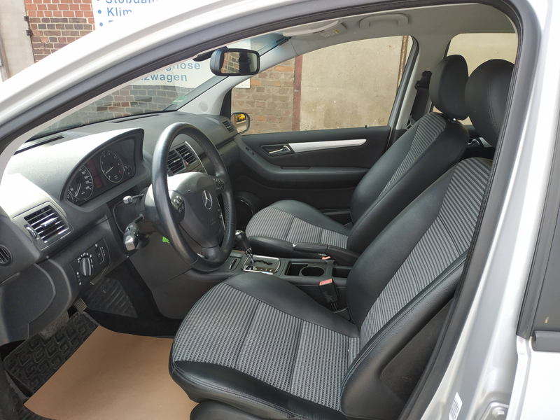 Mercedes-Benz A 150 A 150/ Automatik/ TÜV NEU/ Rückfahrkamera/Sitzheizung — photo 10