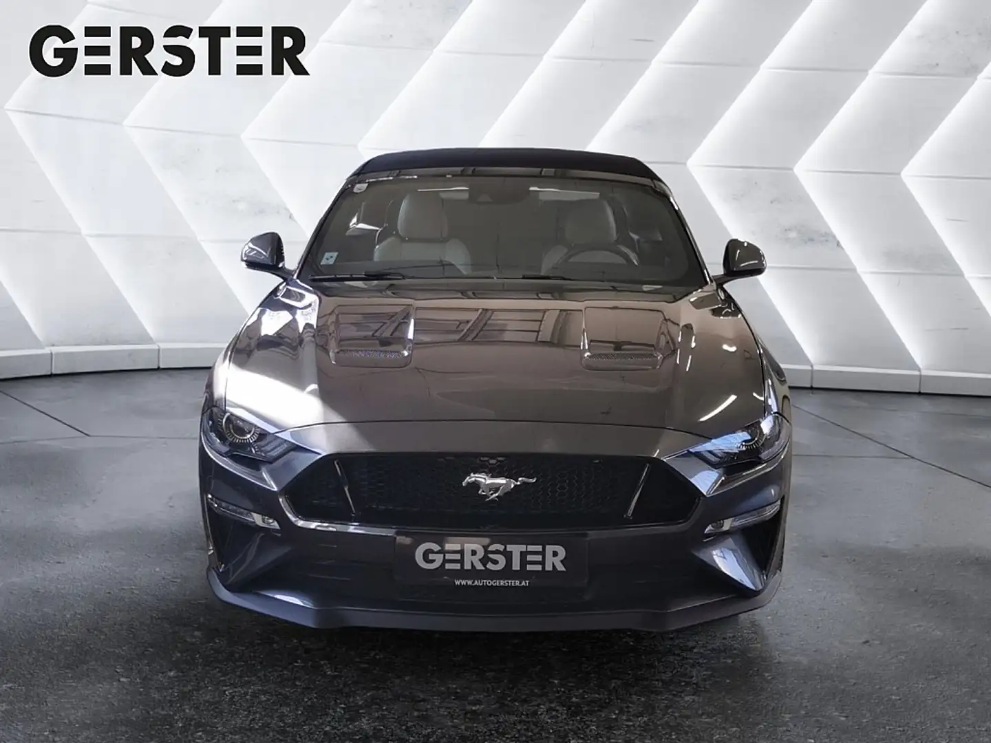 Ford Mustang 5,0 Ti-VCT V8 GT Cabrio Aut. Grau - 2