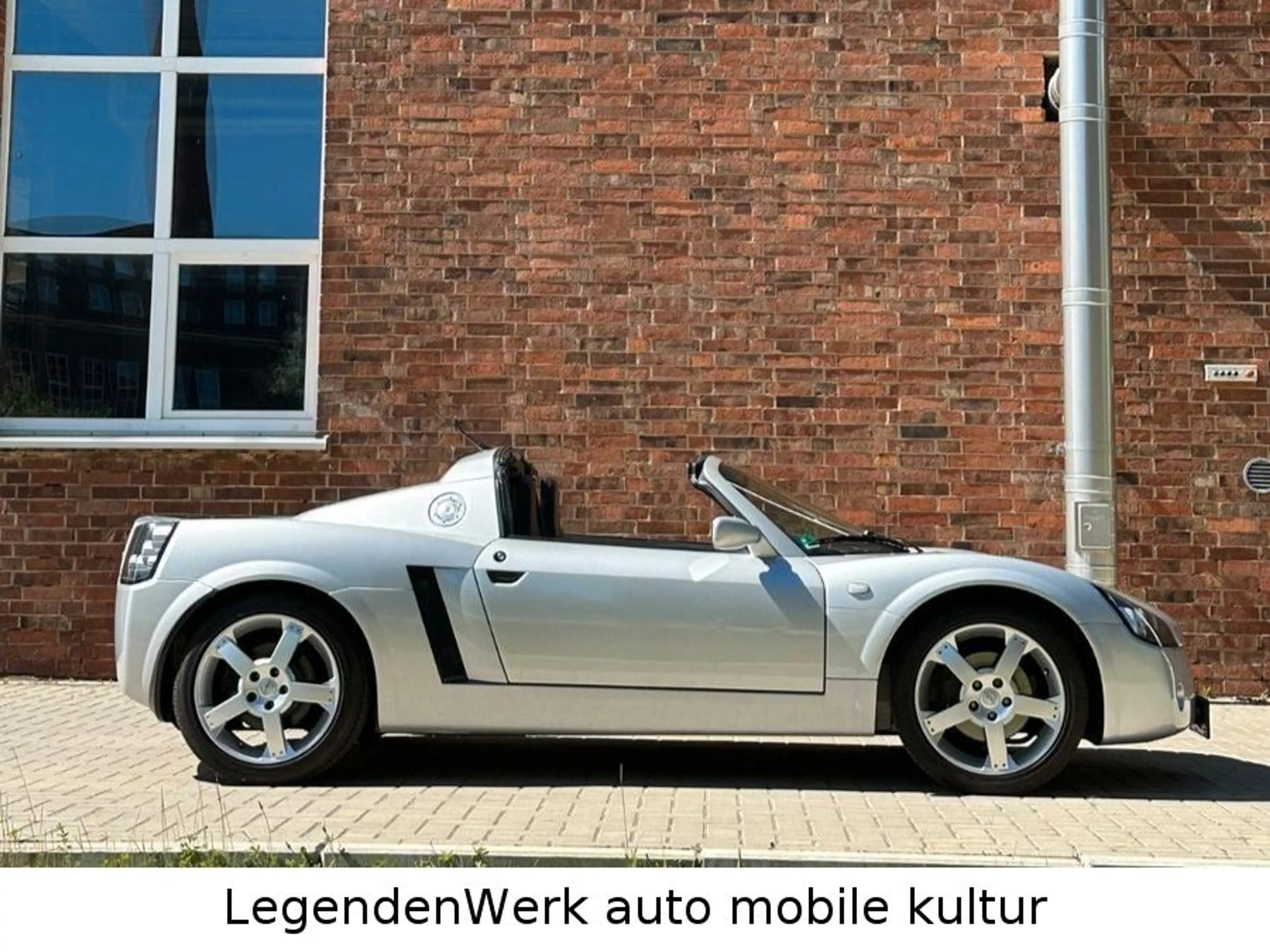 Opel Speedster 2.2 JAHRESWAGENZUSTAND 20 J. in 1. Hd. — photo 3